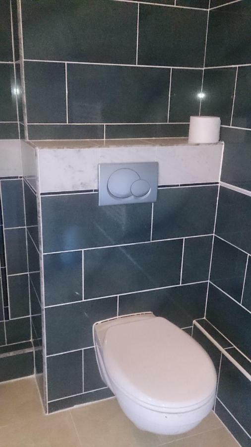 Dom Pod Orlimi Skalami - Blisko Zamku Czocha Apartamento Leśna Exterior foto