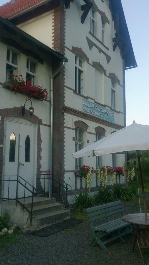 Dom Pod Orlimi Skalami - Blisko Zamku Czocha Apartamento Leśna Exterior foto